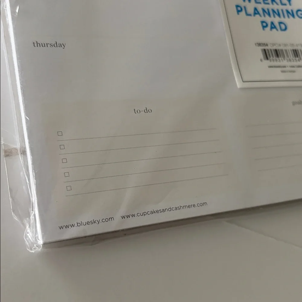 Cupcakes & Cashmere Undated Weekly Planning Pad